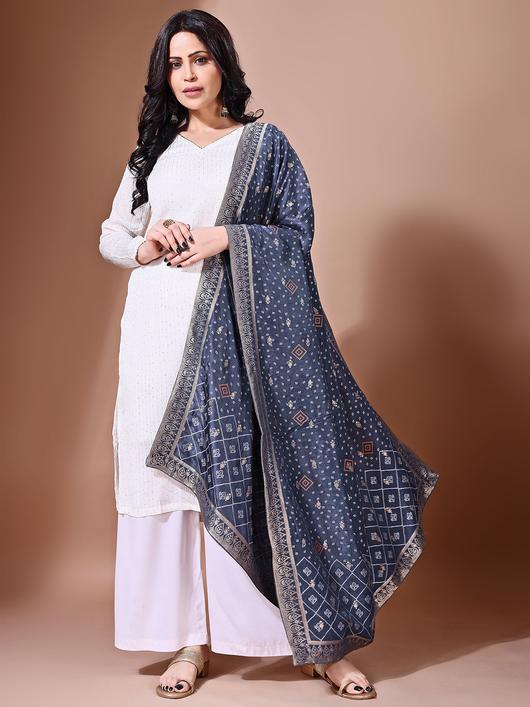 Front view of blue Banarasi bridal dupatta, ideal for wedding ceremonies.