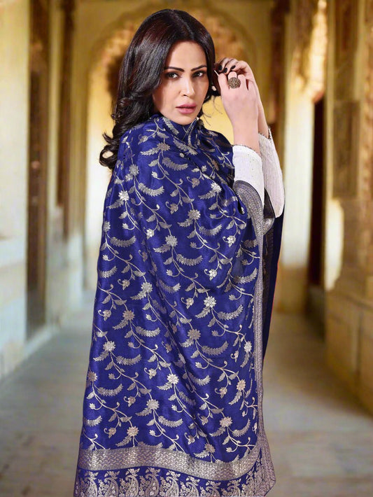 Front view of navy blue Banarasi bridal dupatta, ideal for wedding ceremonies.