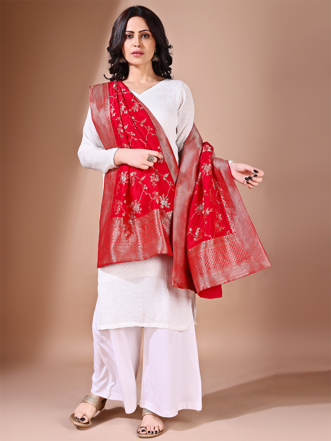 Front view of red Banarasi bridal dupatta, ideal for wedding ceremonies.