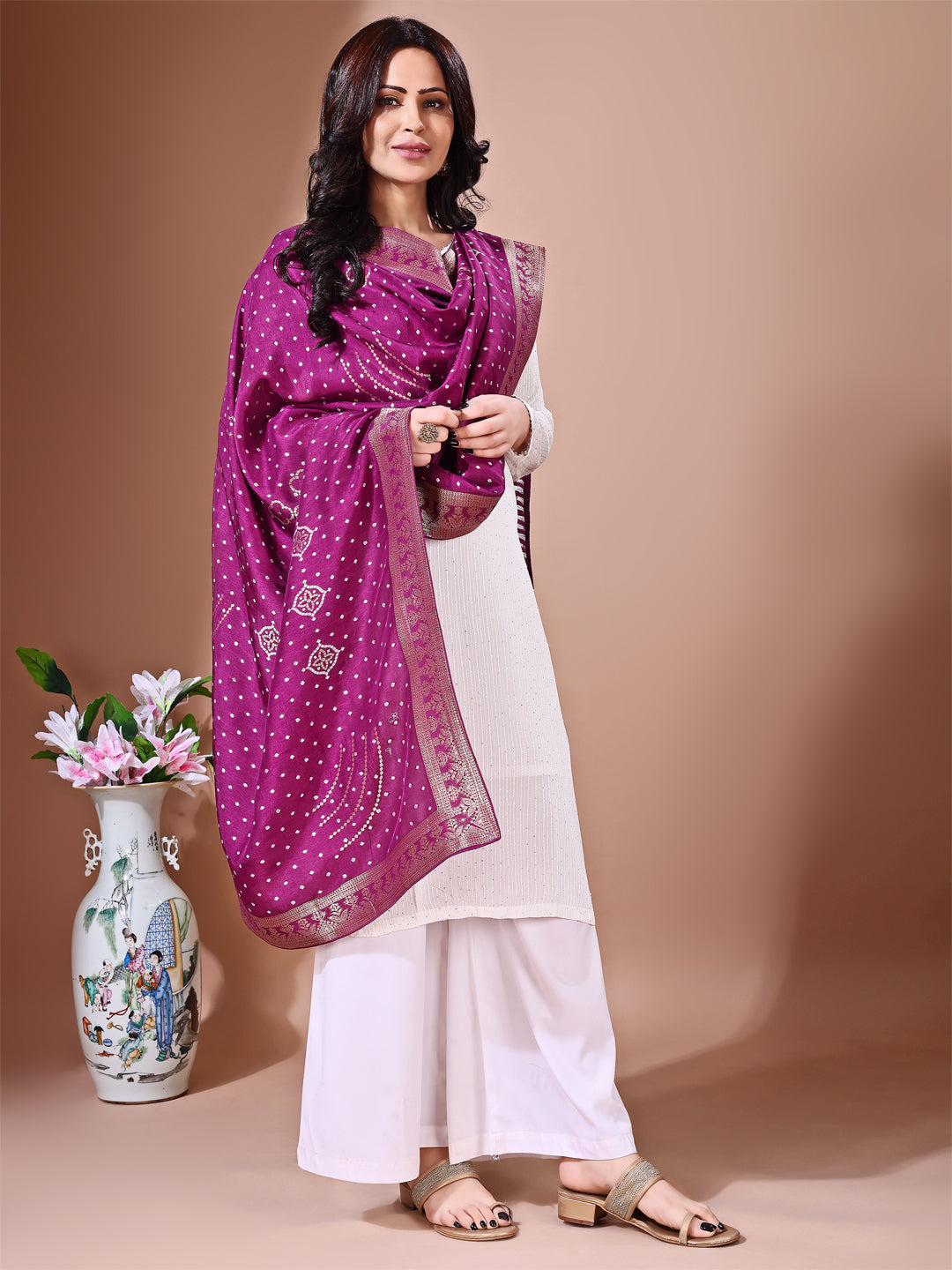 Front view of purple Banarasi bridal dupatta, ideal for wedding ceremonies.