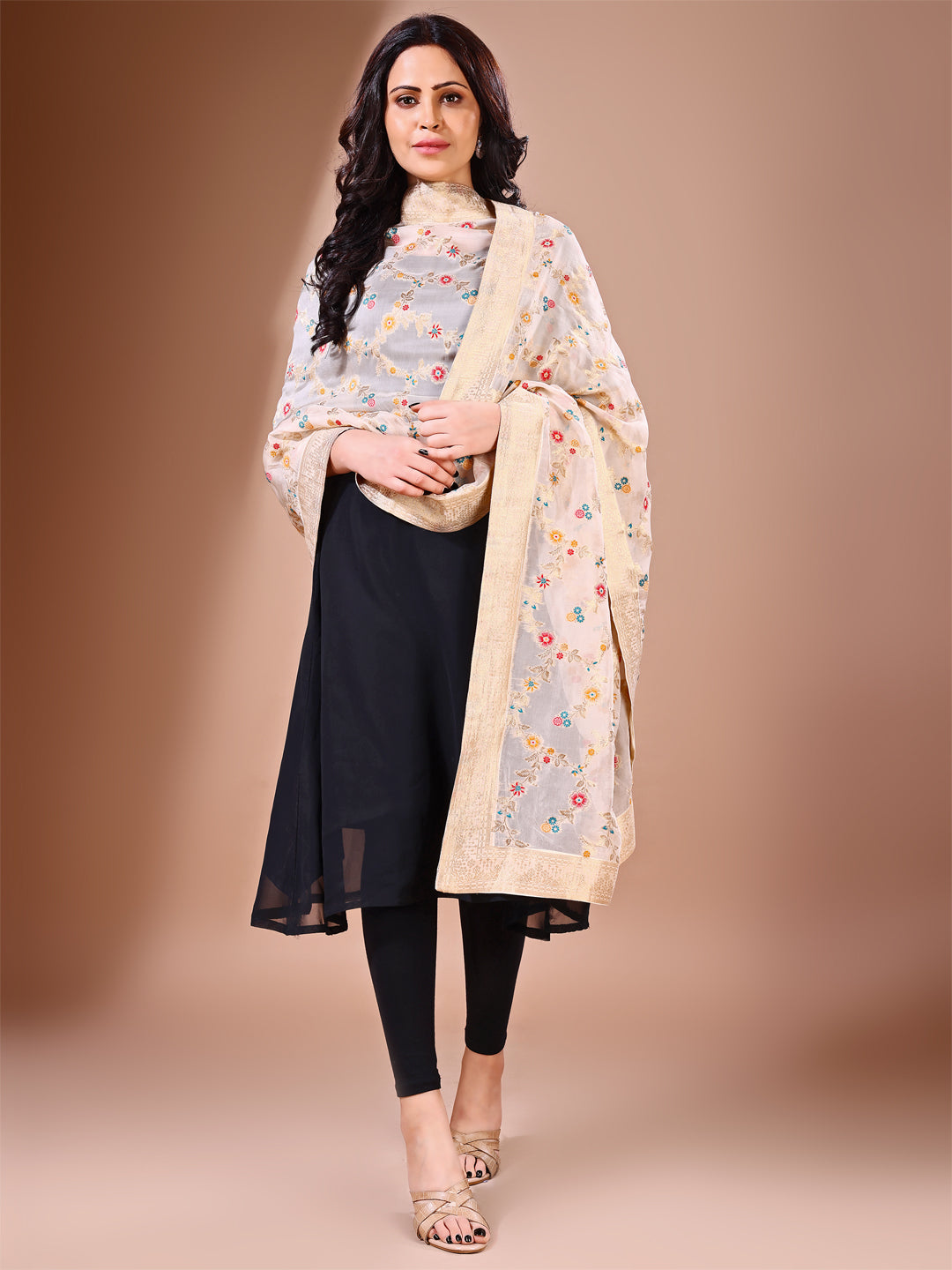 Front view of chiku Banarasi bridal dupatta, ideal for wedding ceremonies.