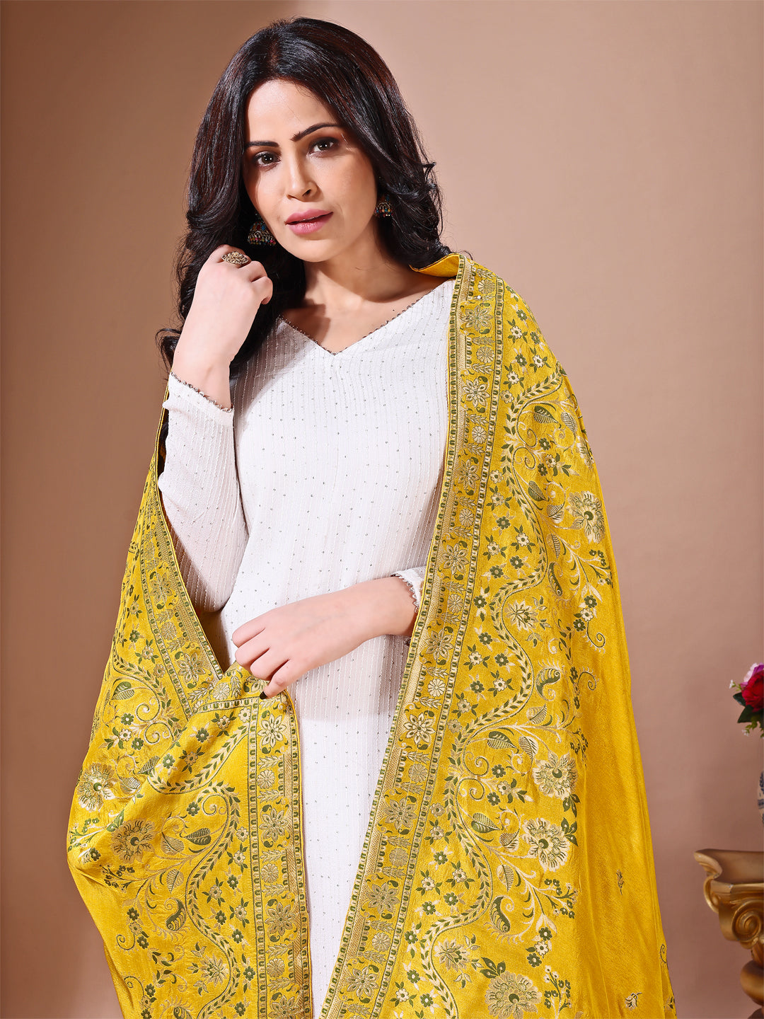 Front view of yellow Banarasi bridal dupatta, ideal for wedding ceremonies.